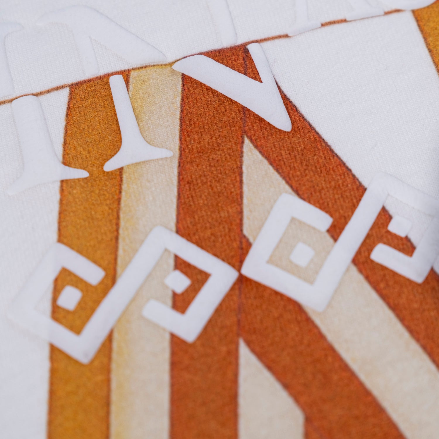 ASTRIPE_TEE WHITE - Al Ain Académie