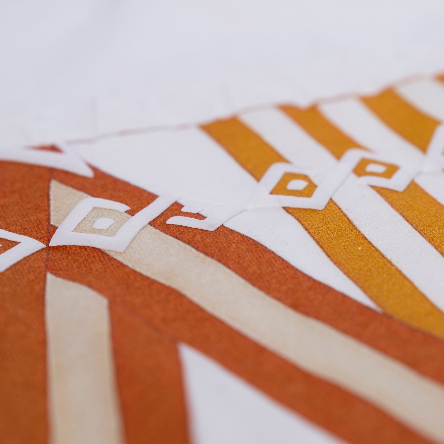 ASTRIPE_TEE WHITE - Al Ain Académie