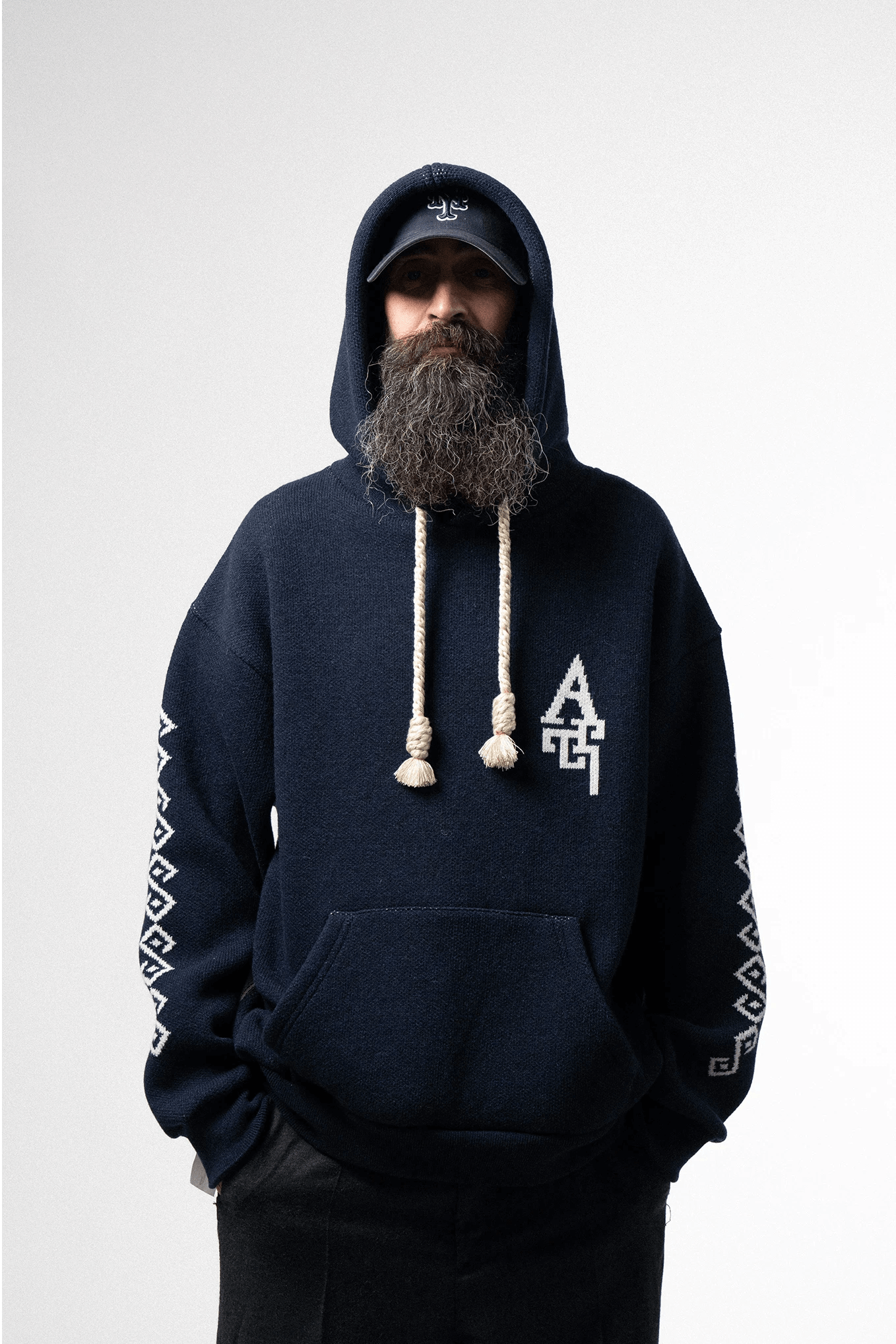 HOODIE LIM. ED. FLAG - Al Ain Académie