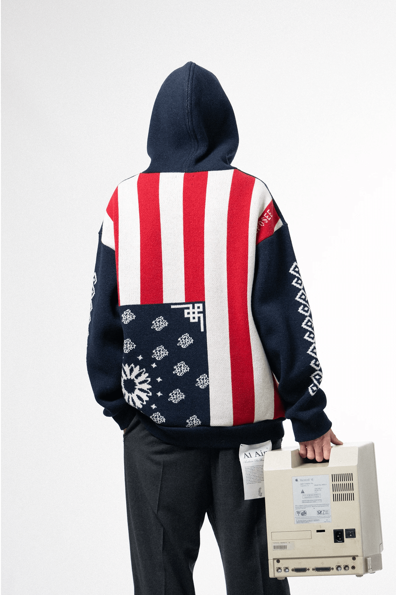 HOODIE LIM. ED. FLAG - Al Ain Académie