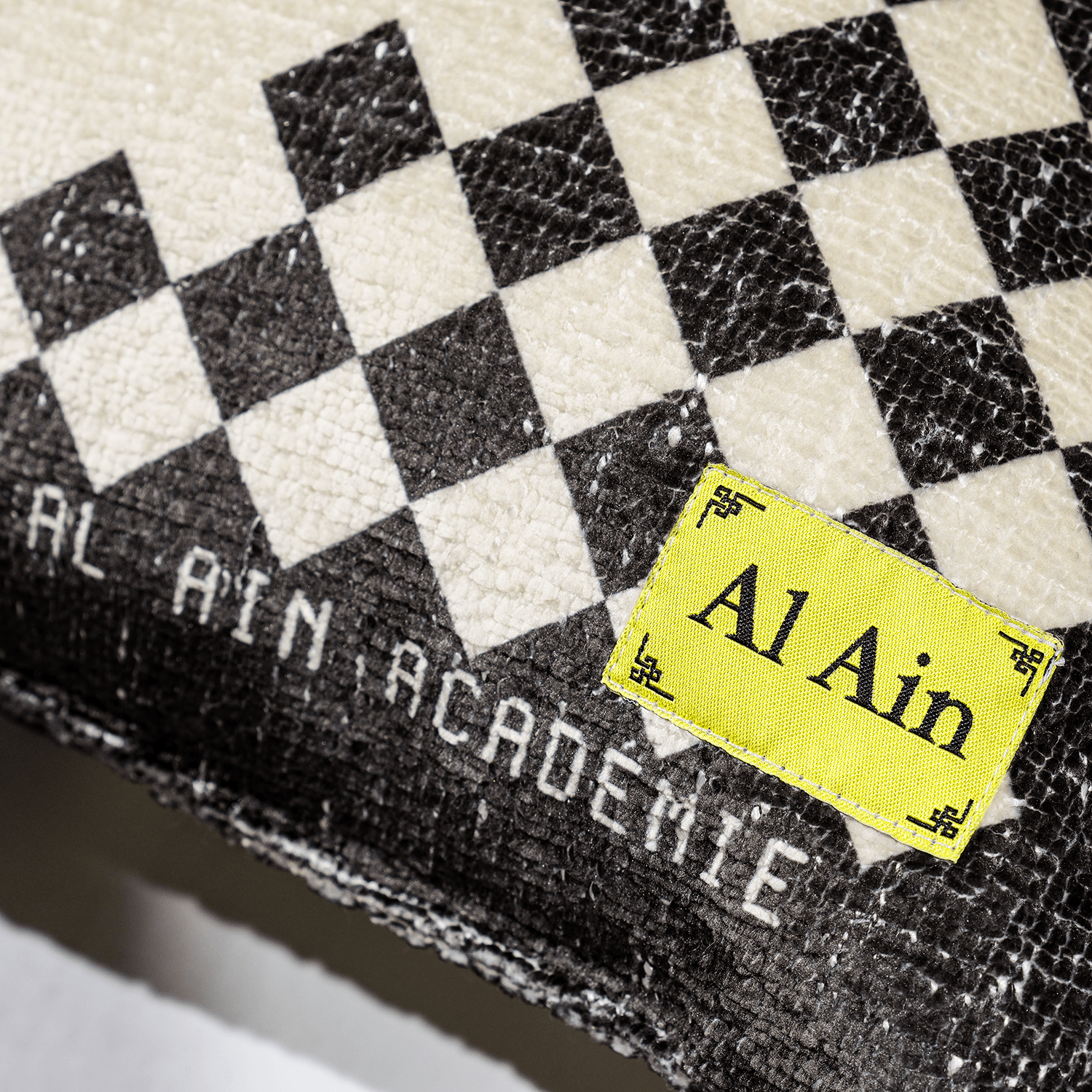 KINZA_CUSHION - Al Ain Académie