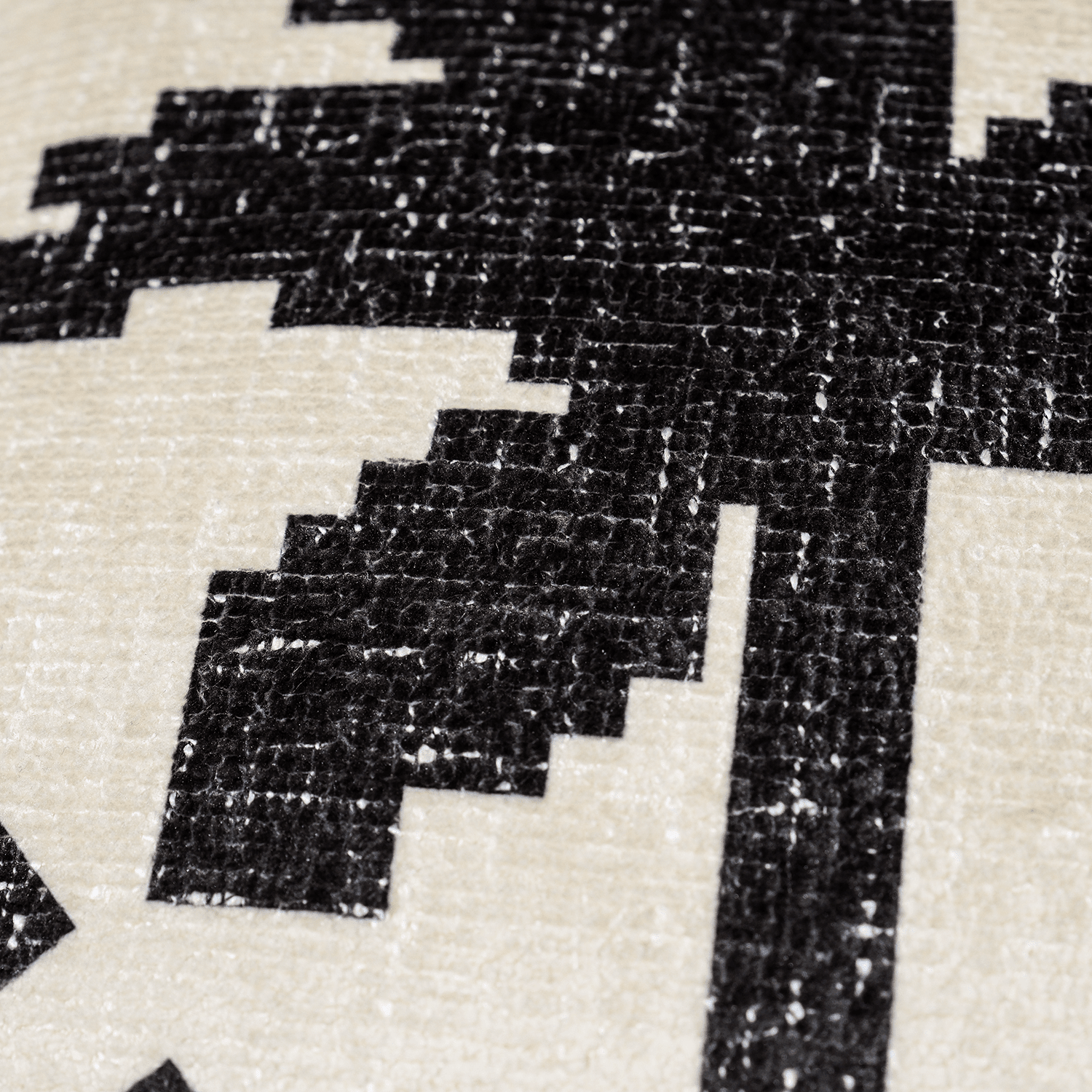 KINZA_CUSHION - Al Ain Académie