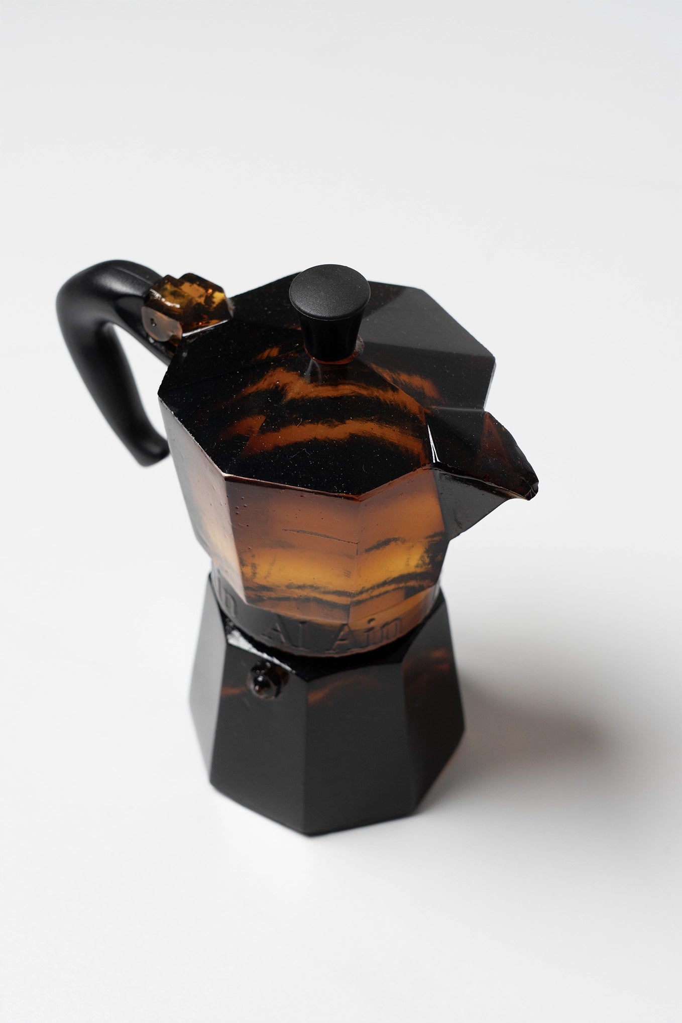 MURANO GLASS_MOKA BROWN - Al Ain Académie