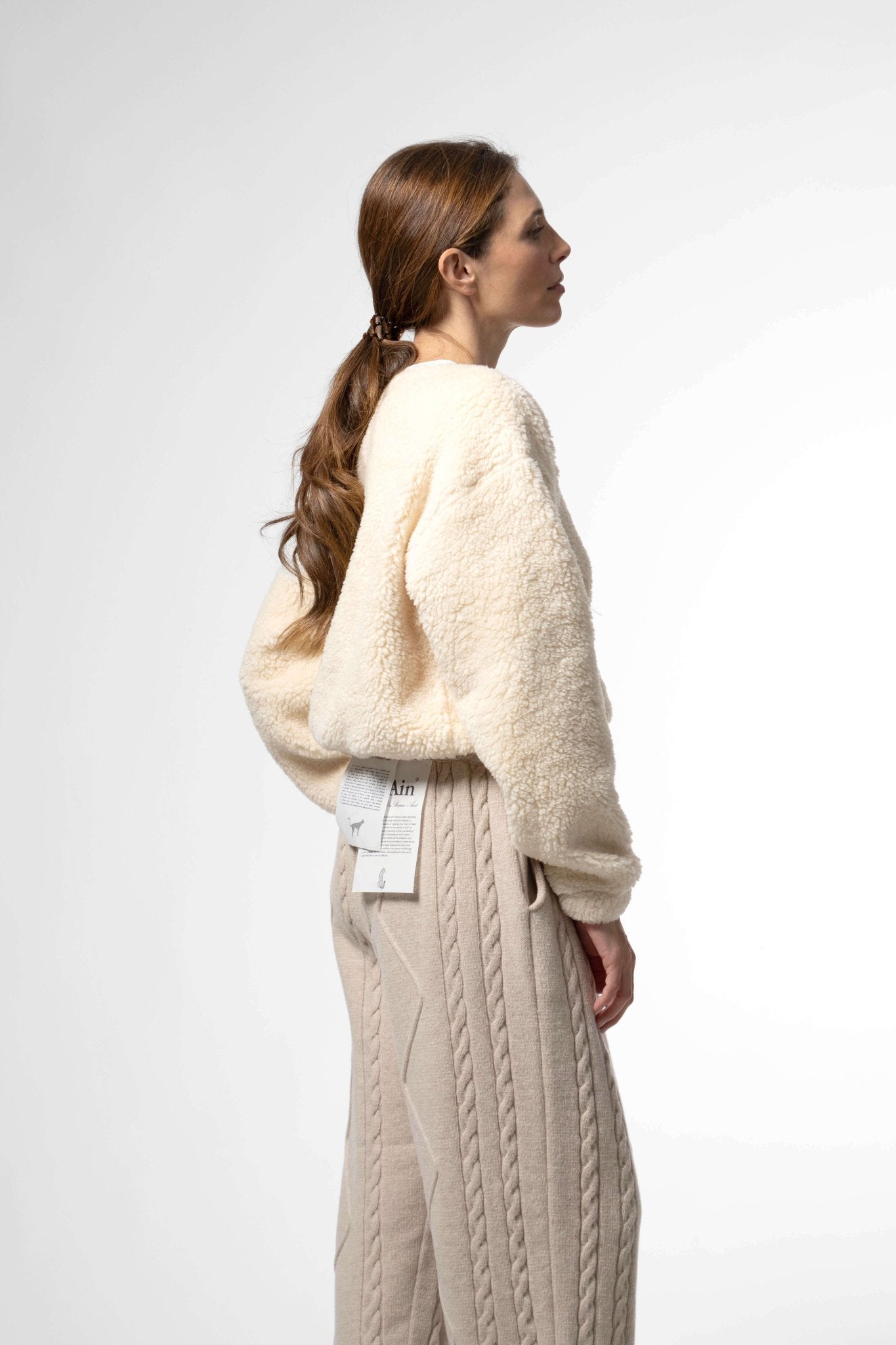 SHERPA CROP MAILLE_CREAM - Al Ain Académie
