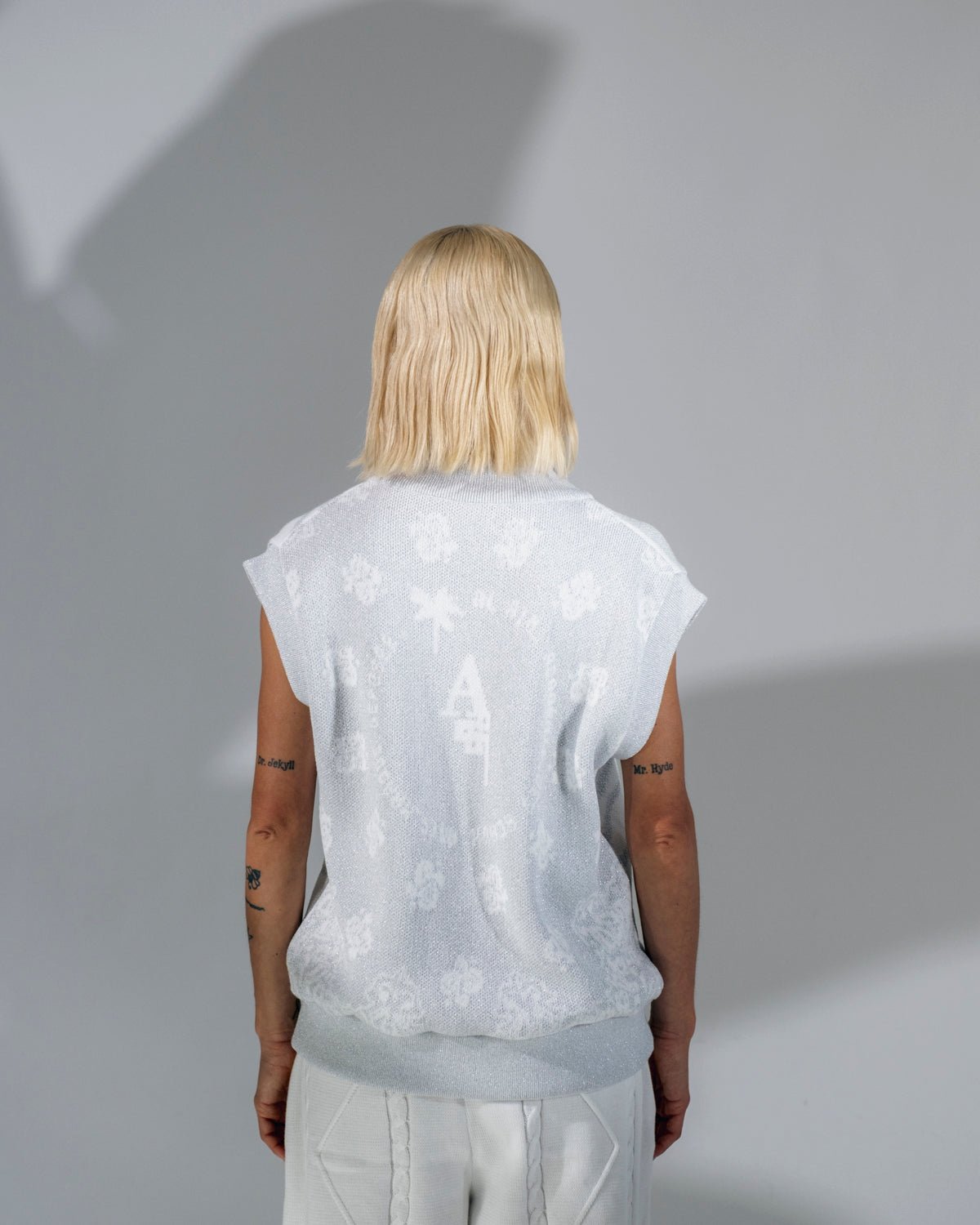 VEST ANIMALIER_SILVER - Al Ain Académie